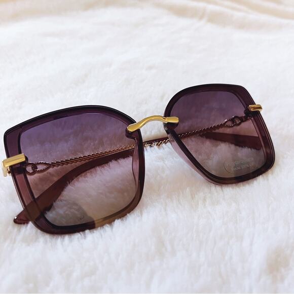 Gia Clear Dark Purple Chain Link Oversized Sunglasses - Picture 3 of 11
